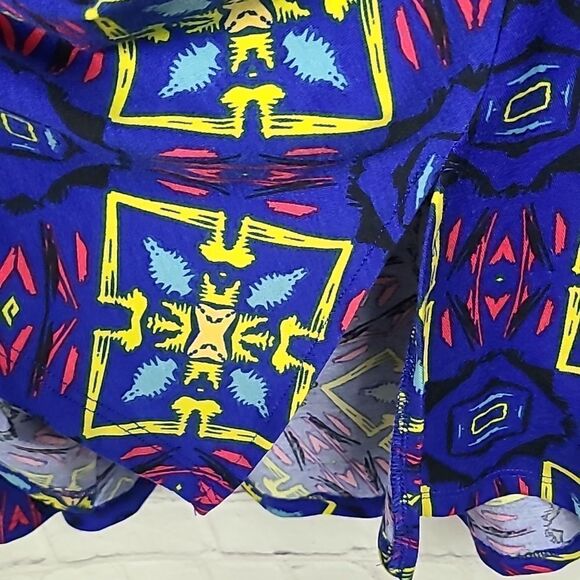 LuLaRoe Perfect T XS 4/6/8/10 Knit Tee Blue Neon Tribal Print Shirt Swing Top - Picture 7 of 10